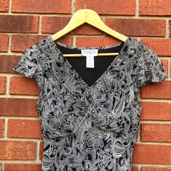 Printed Maxi Dress - Picture 12 of 16